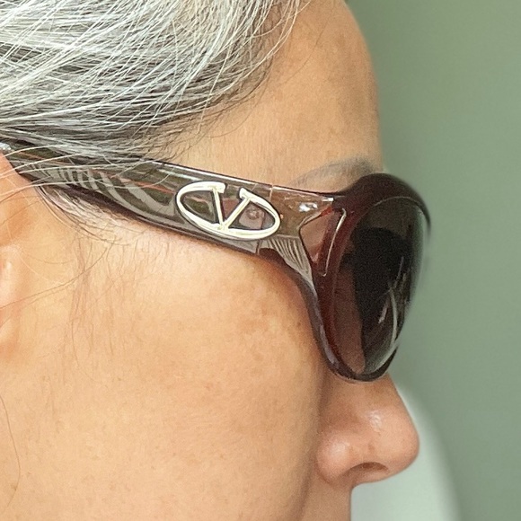 Valentino Stylish sunglasses - Picture 10 of 10